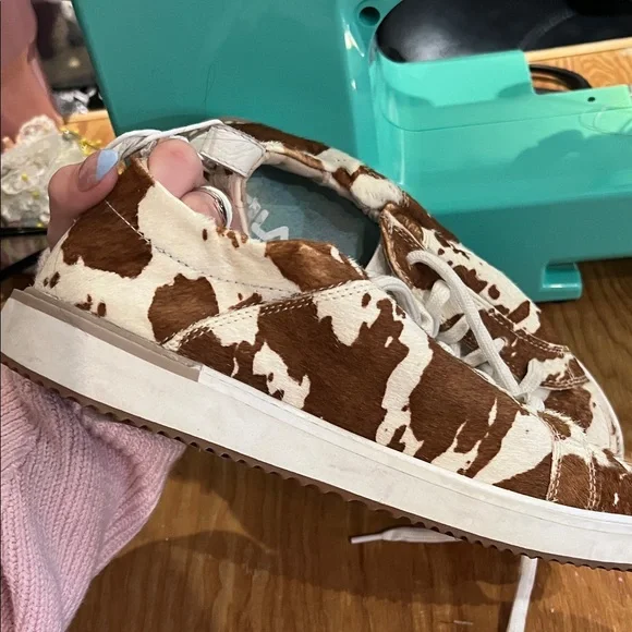 Brown and White Cow Print Sneakers hush puppy FILA - Picture 5 of 5